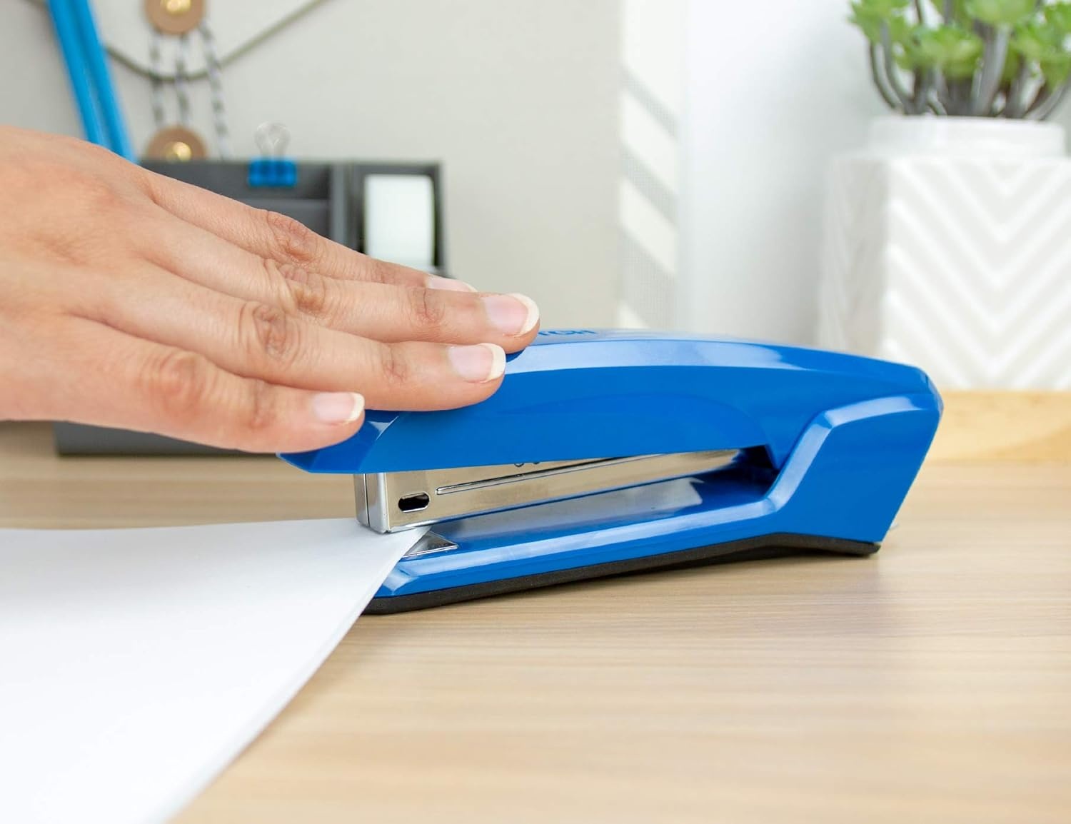 image:imageBostitch Office Ascend 3 in 1 Stapler Integrated Remover amp Staple Storage 420 Staples Included 20 Sheet Capacity Lightweight MagentaBlue