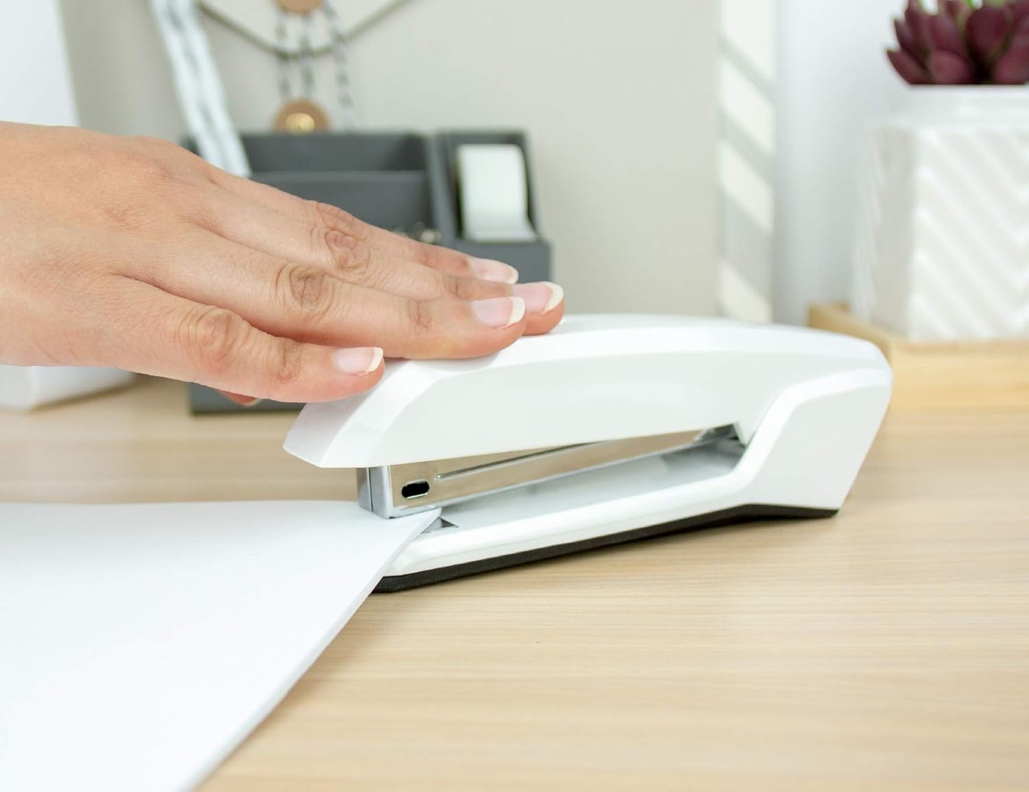 image:imageBostitch Office Ascend 3 in 1 Stapler Integrated Remover amp Staple Storage 420 Staples Included 20 Sheet Capacity Lightweight MagentaWhite